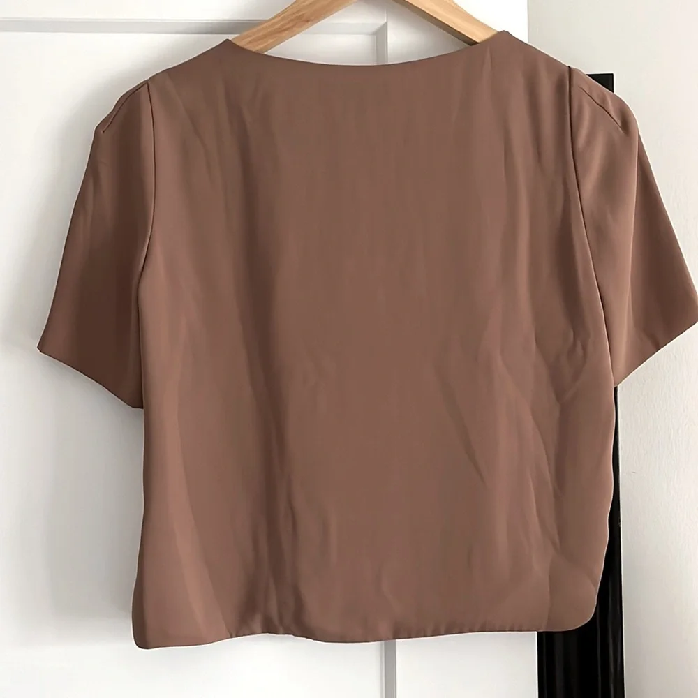 Babaton Randy Blouse - Picture 3 of 6